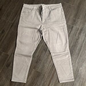 American Eagle High Rise Gray Jeans